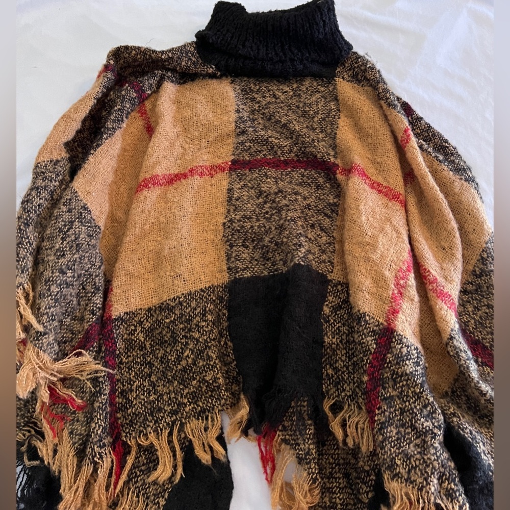 Steve Madden Turtleneck Cable Knit Fringe Poncho Cape Sweater OS Winter Fall Wo